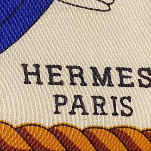 Hermès Vintage Balloon Scarf!! - Picture 3 of 5